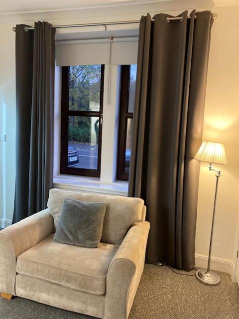 Glenfinnan - Two Bedroom Apartment 邓弗姆林 外观 照片